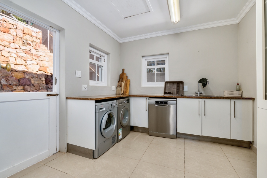 5 Bedroom Property for Sale in Scott Estate Western Cape